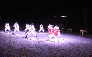 Palandöken’de turizm sezonu kayak ve dans gösterileri ile başladı