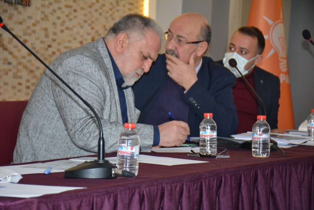 Van’da AK Parti Daraltılmış İl Danışma Toplantısı yapıldı