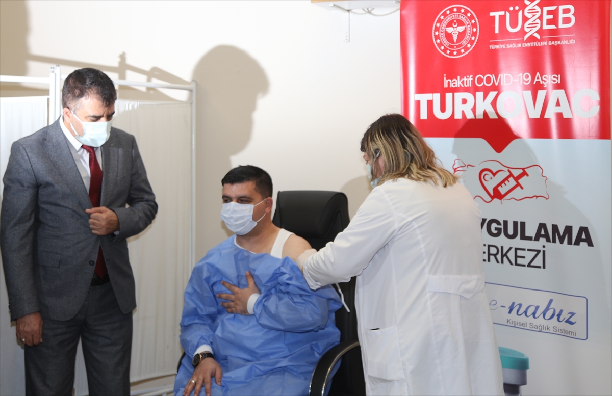 Van İl Sağlık Müdürü Sünnetçioğlu: Vatandaşlar yerli aşıya rağbet gösteriyor