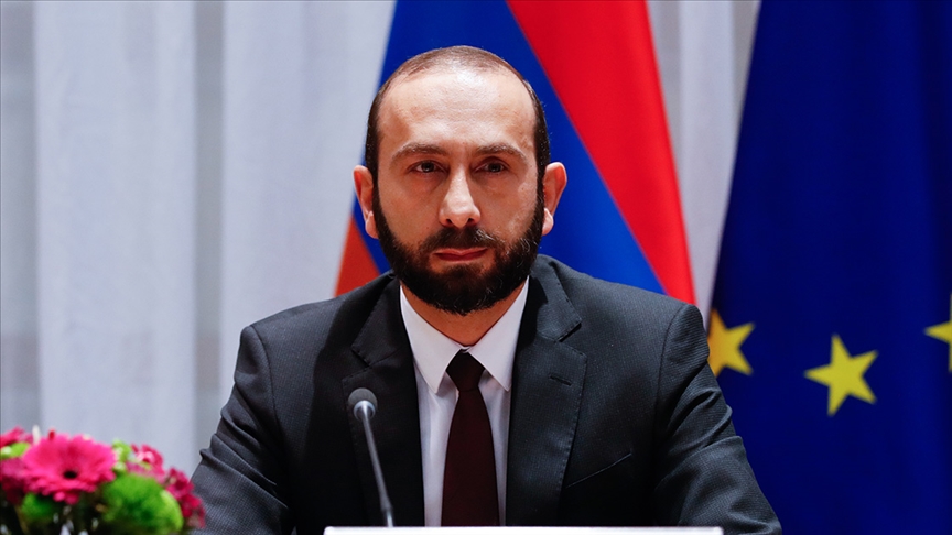 Ermenistan Dışişleri Bakanı Ararat