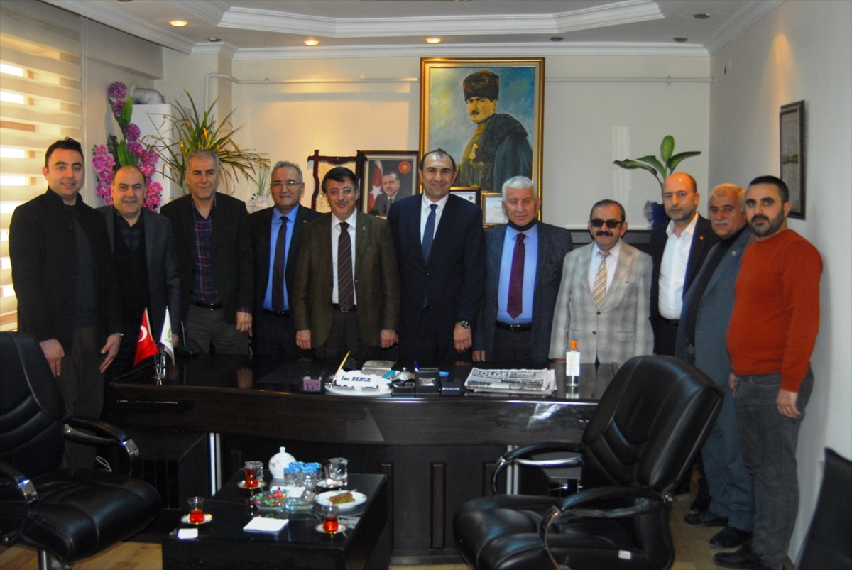 AK Parti İl Başkanı Türkmenoğlu oda başkanlarını ziyaret etti