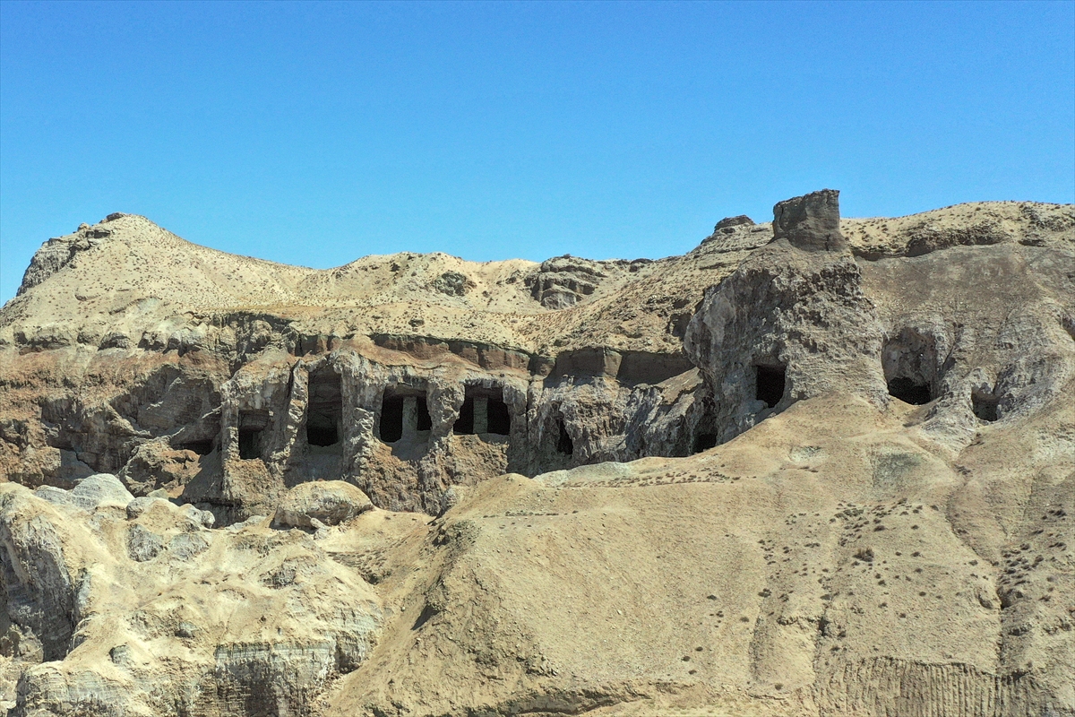 Iğdır’ın tuz mağaraları turizmcilerin Doğu’daki seyahat rotasına ekleniyor