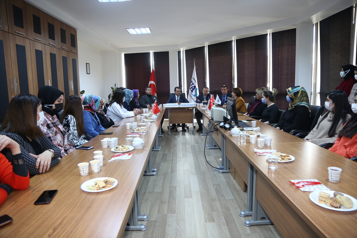 VASKİ Genel Müdürü Kaplan, kadın personelin gününü kutladı