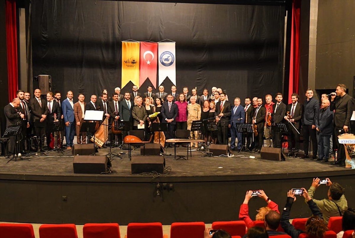Van Büyükşehir Belediyesi’nin musiki konseri ilgi gördü