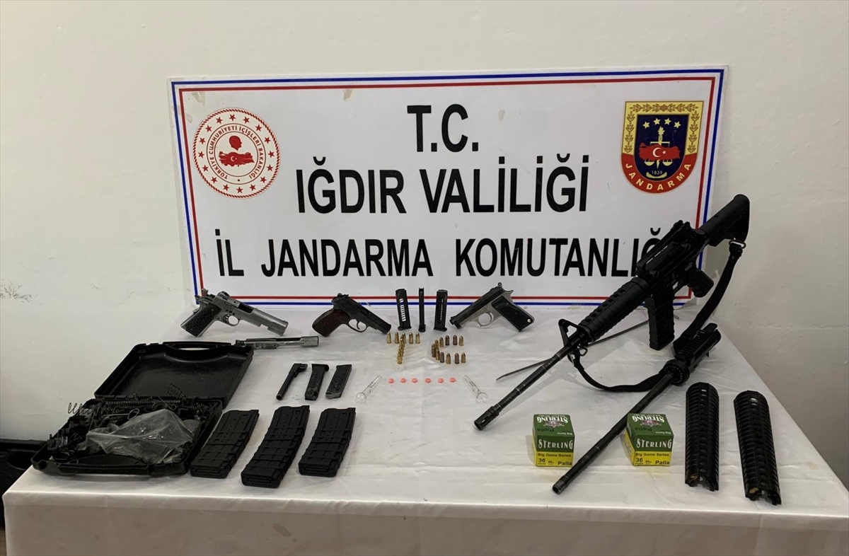 Iğdır’da silah kaçakçılığı operasyonu: 2 kişi yakalandı!