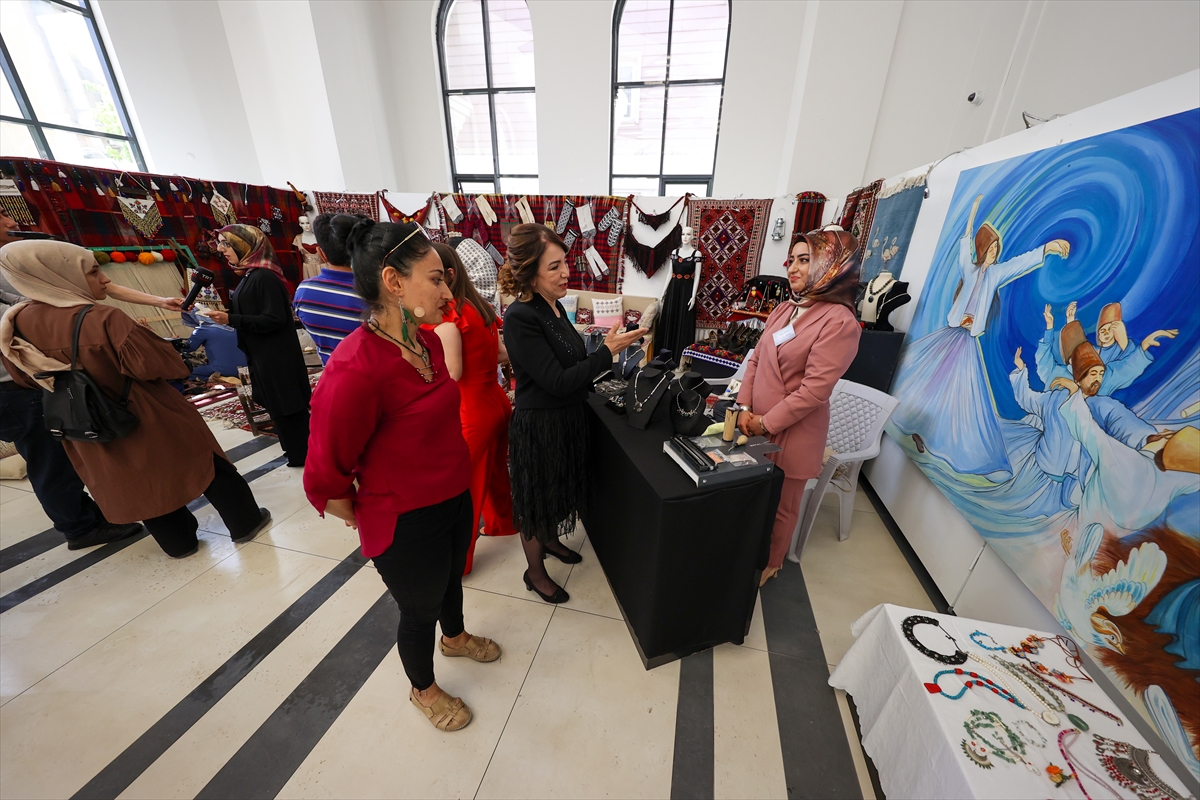 Van’da “Geleneksel El Sanatları Sergisi” açıldı