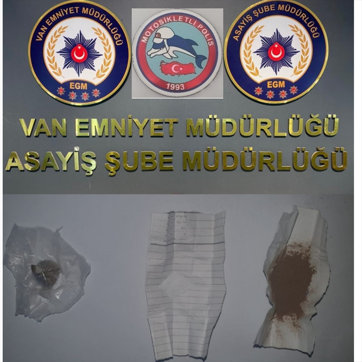 Van’da “torbacı” operasyonunda 15 şüpheli gözaltına alındı