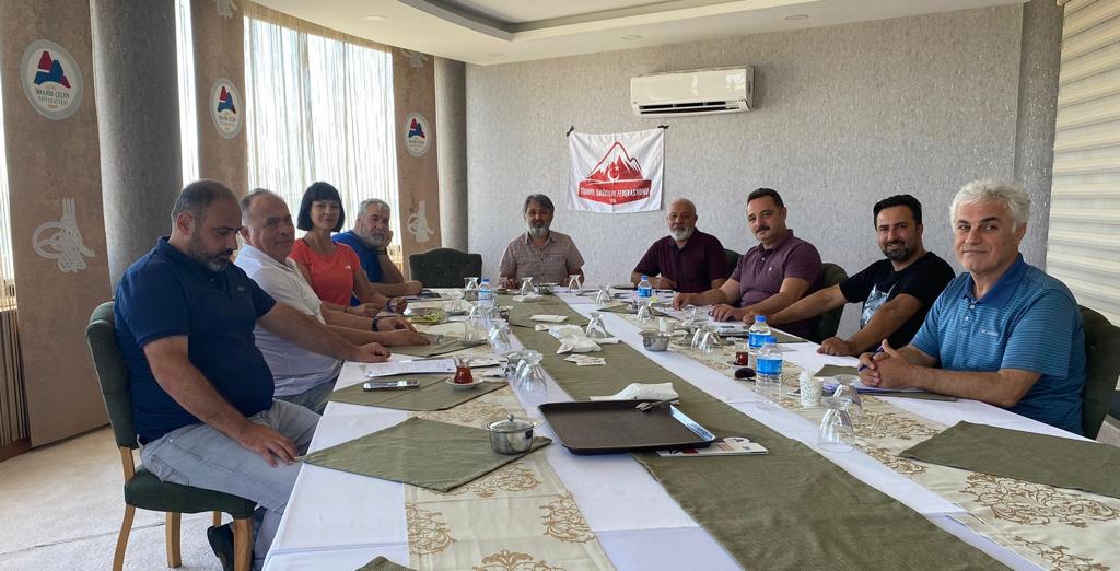Türkiye Dağcılık Federasyonu, “30 Ağustos Ağrı Dağı Zafer Tırmanışı” düzenleyecek