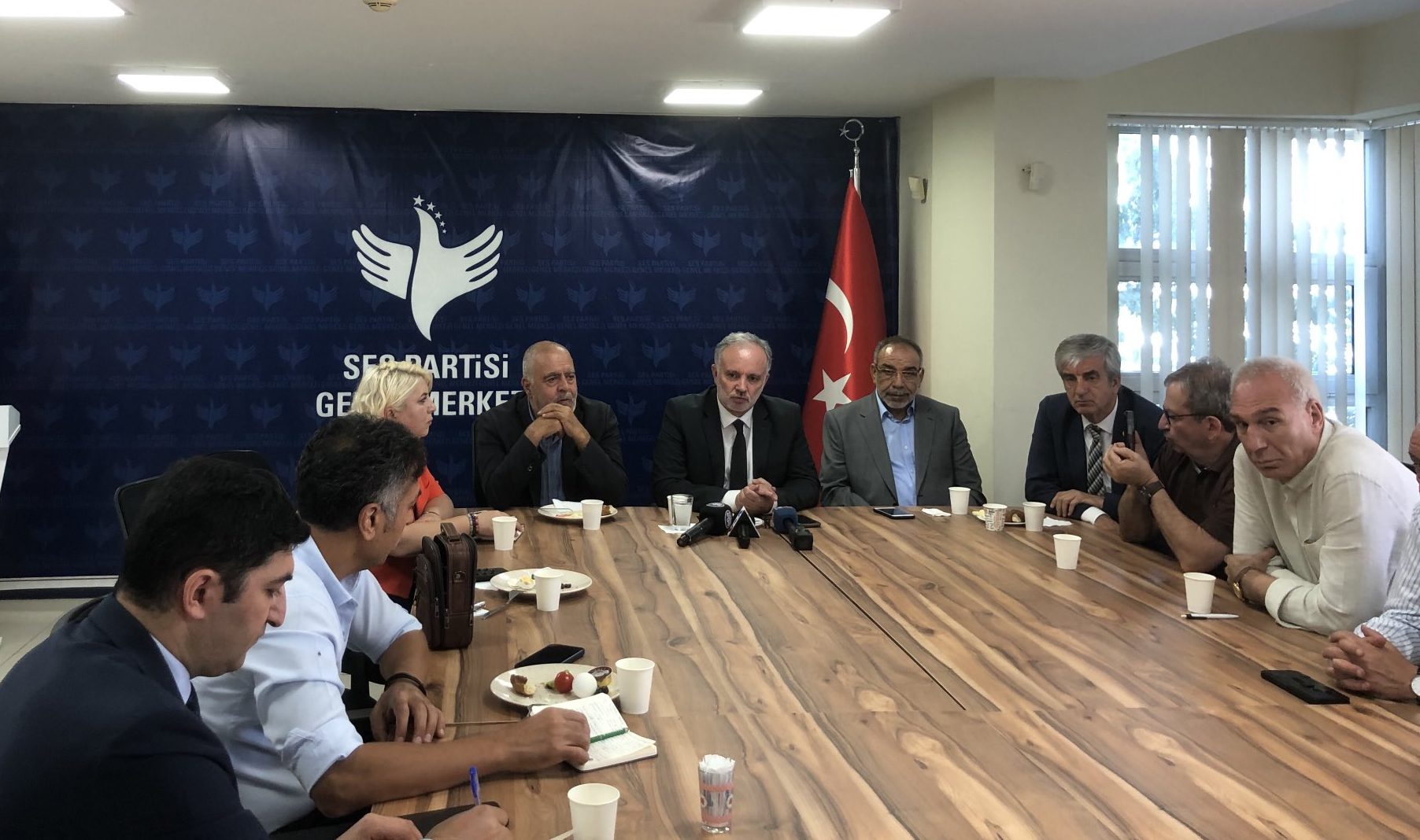 Türkiye’nin Sesi Partisi Genel Başkanı Ayhan Bilgen’den dikkat çeken ‘ittifak’ çıkışı