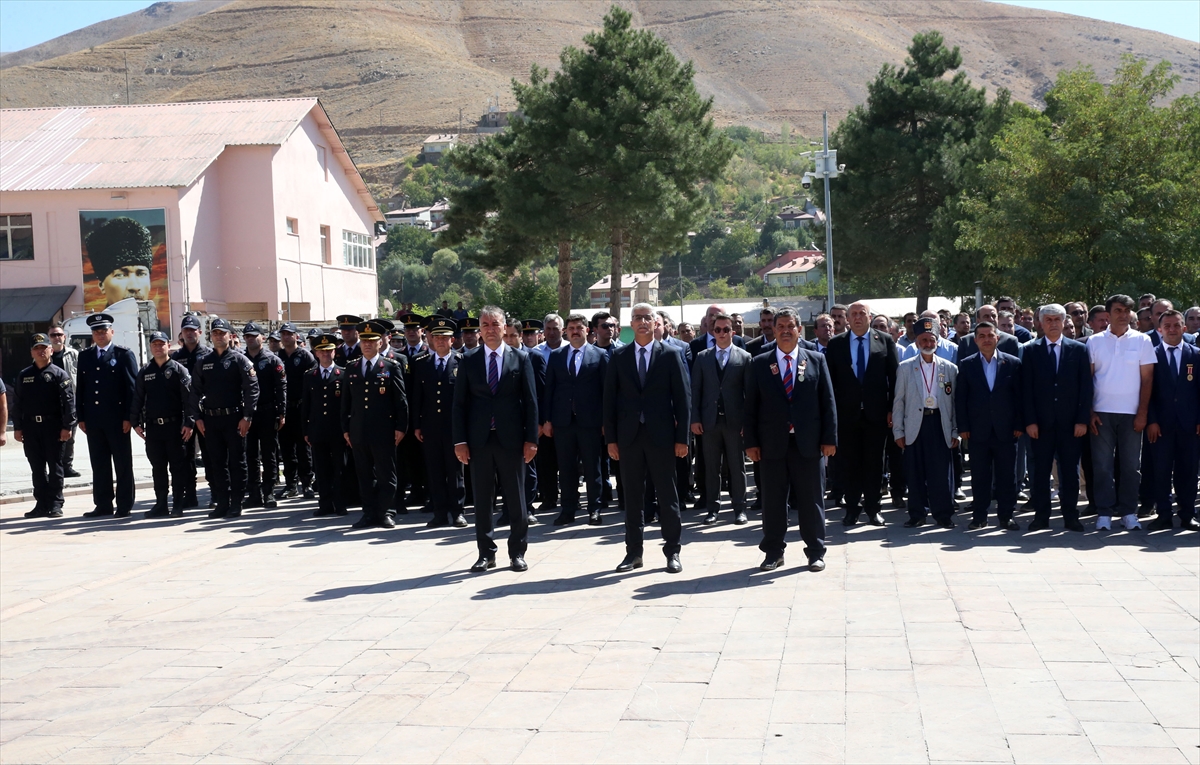 Van, Bitlis, Muş ve Hakkari’de Gaziler Günü törenle kutlandı