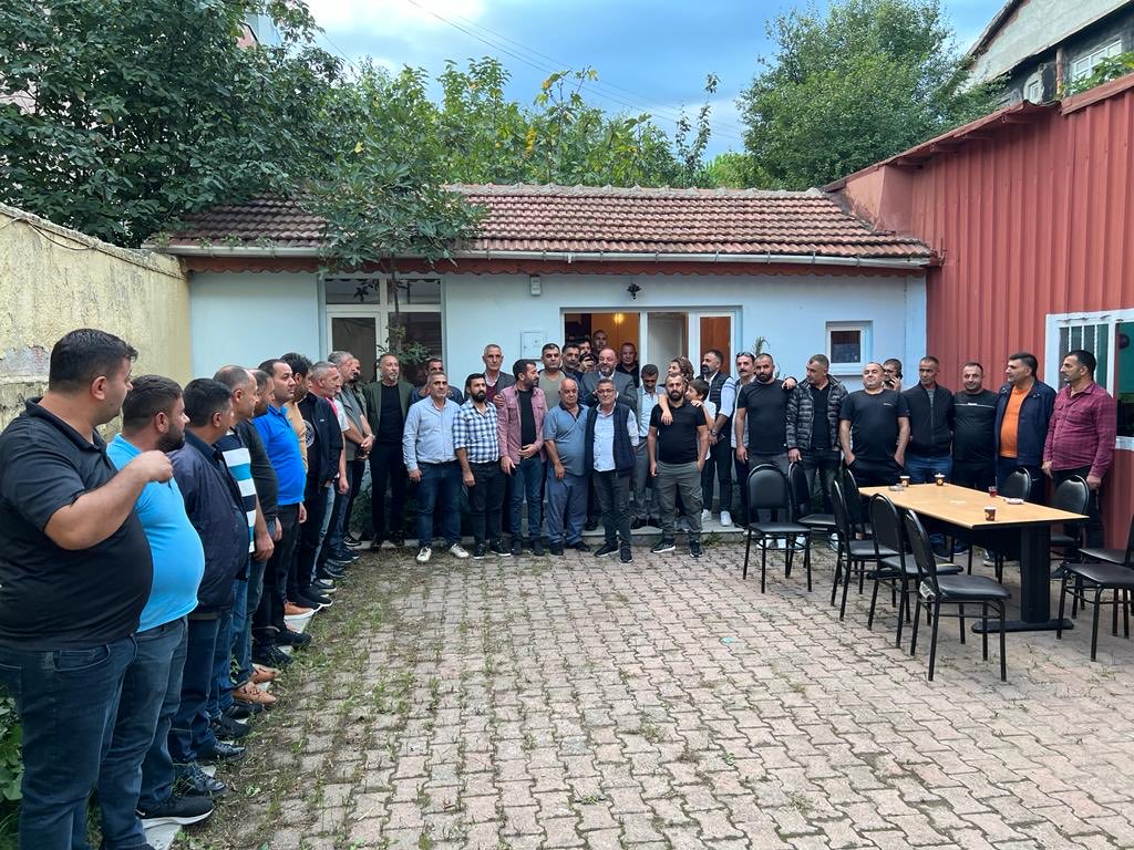 Atıf Özbey, İstanbul’da Kağızmanlılar Derneği üyeleri ile bir araya geldi