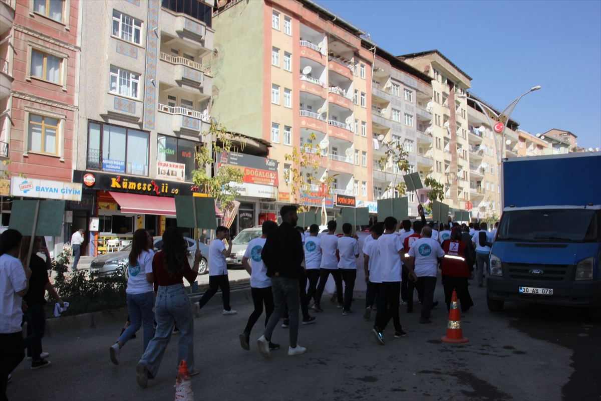Hakkari’de “Dünya Yürüyüş Günü” etkinliği düzenlendi