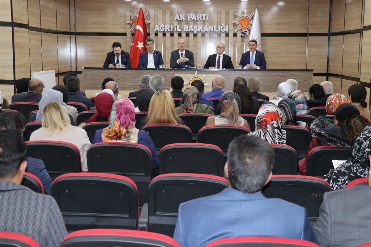 AK Parti Genel Başkan Yardımcısı İleri, Ağrı’da ziyaretlerde bulundu