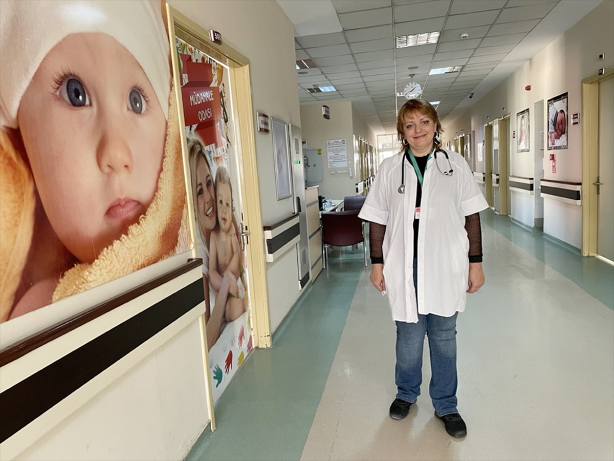 Ukraynalı kadın doktor Olena, Hakkari’de görev yapıyor