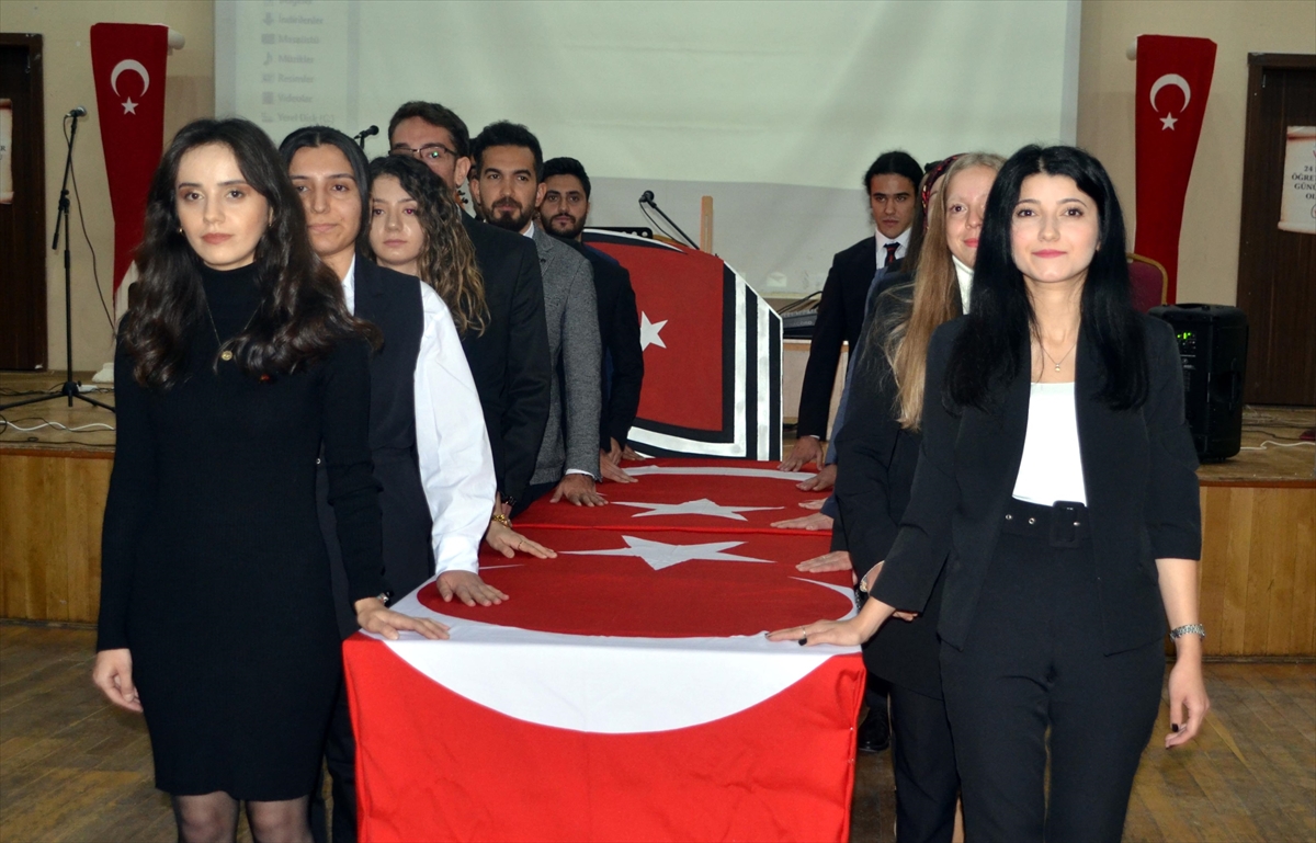 Van, Hakkari, Bitlis ve Muş’ta Öğretmenler Günü kutlandı