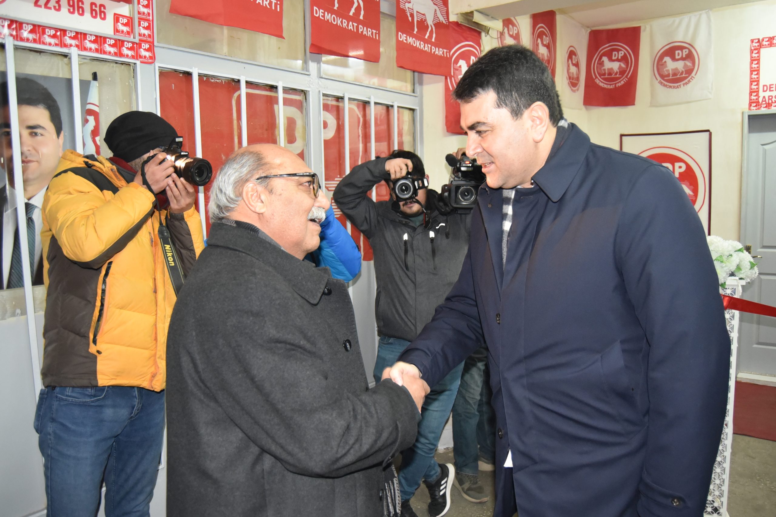 DP Genel Başkanı Uysal, Kars’ta partisinin il binası açılışında konuştu
