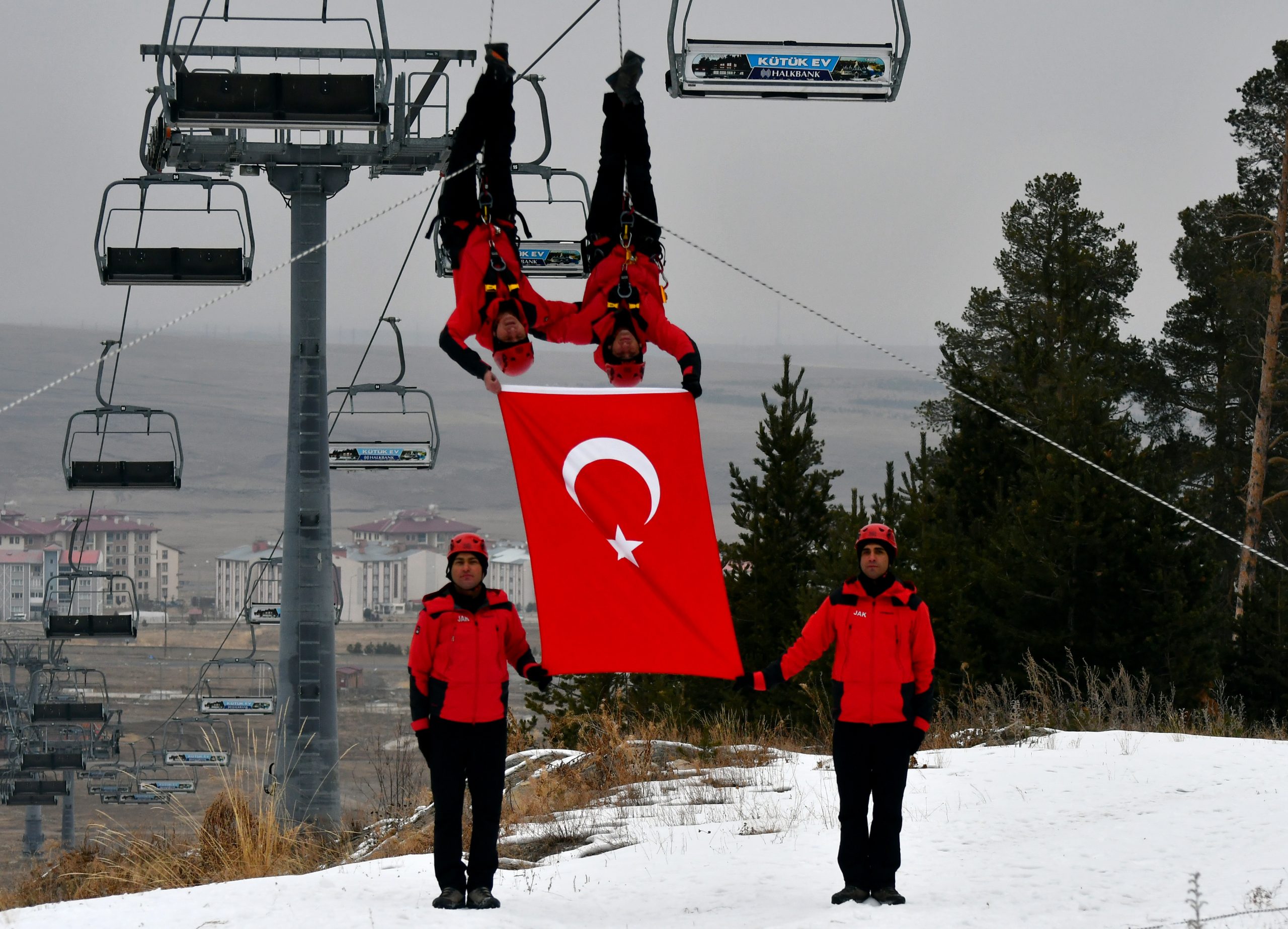 Türkiye'nin önemli kayak merkezlerinden