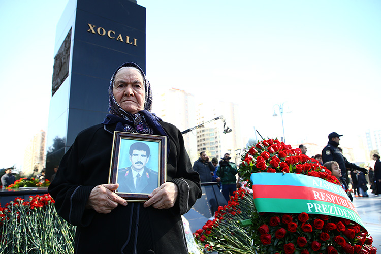 Azerbaycan’da Hocalı Katliamı kurbanları anılıyor