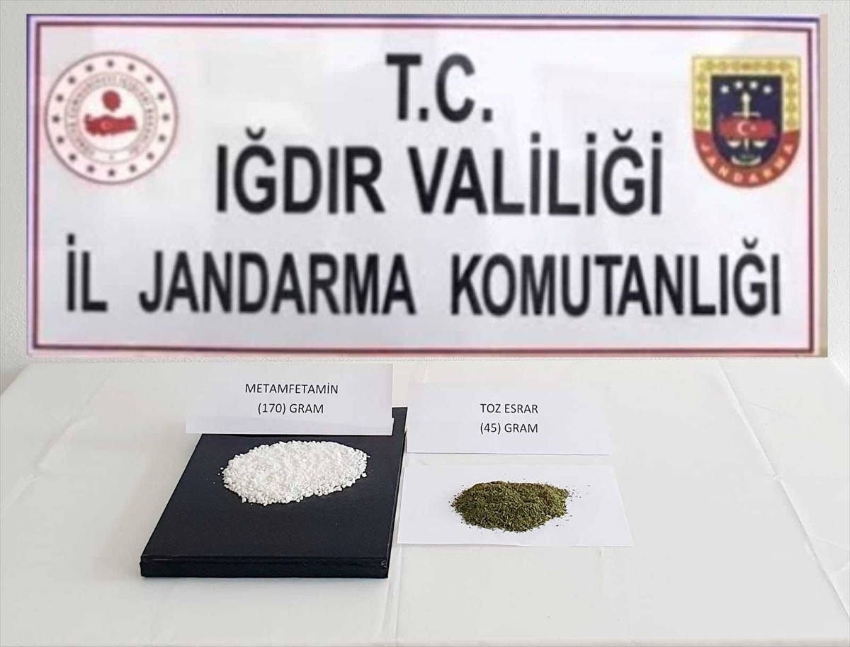 Iğdır’da uyuşturucu ticareti yaptıkları iddiasıyla 10 zanlı tutuklandı