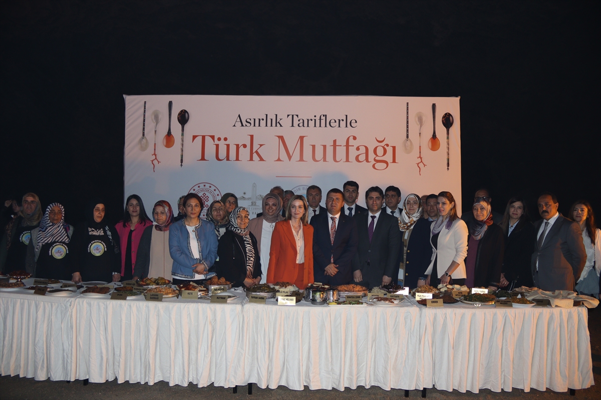Tuz Dağı’nda “Türk Mutfağı Haftası” etkinliklerinde yöresel ev yemekleri tanıtıldı