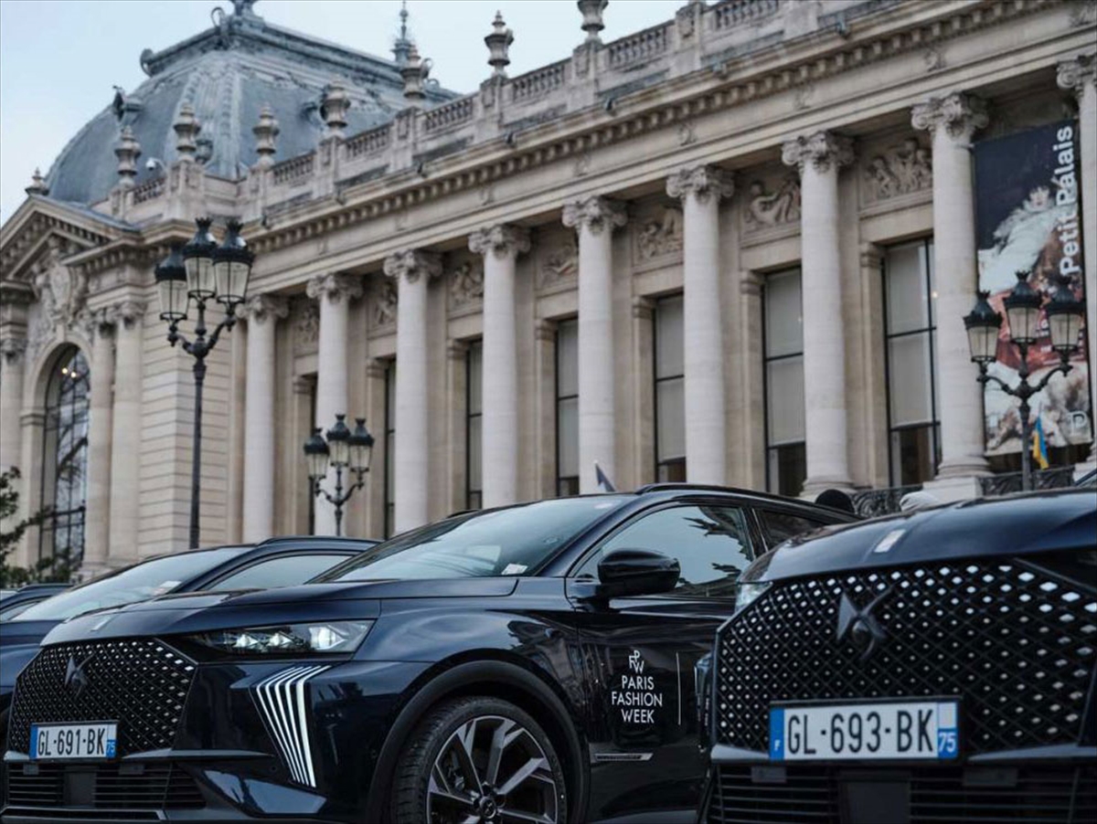 DS 7 ve DS 9, Paris Moda Haftası'nın resmi otomobilleri oldu