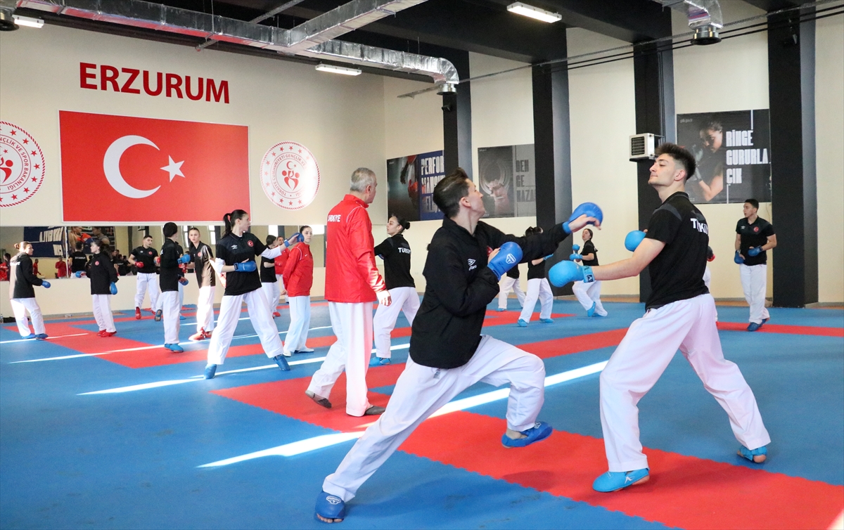 Karateciler, Gürcistan'dan şampiyon dönmek istiyor