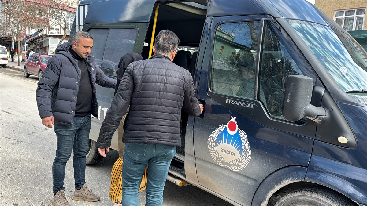 Elazığ'da dilencilere yönelik denetim yapıldı