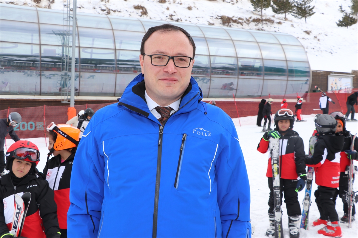 “Kış sporları şehri”nde devlet desteğiyle kayak bilmeyen öğrenci kalmayacak