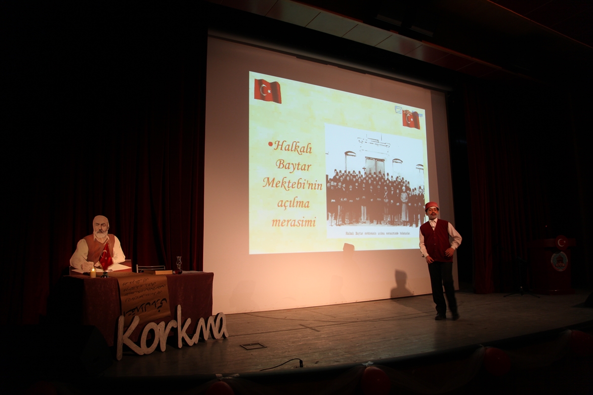 Ahlat'ta İstiklal Marşı'nın Kabulü ve Mehmet Akif Ersoy'u Anma Günü etkinliği yapıldı