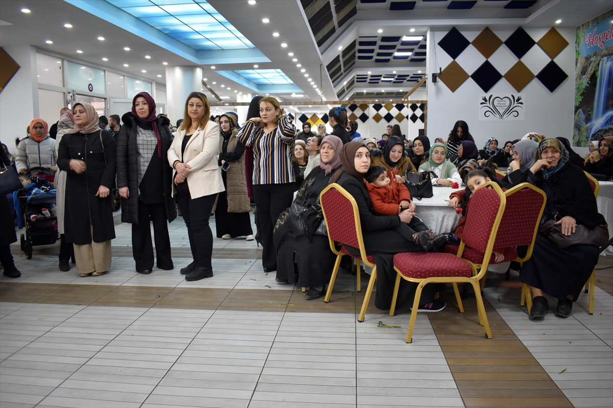 Bitlis Belediyesi kadınlar için program düzenledi