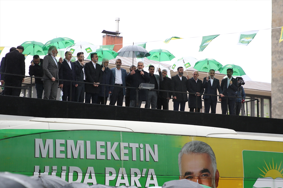 HÜDA PAR Genel Başkanı Yapıcıoğlu, Bingöl'de seçim bürosunun açılışına katıldı: