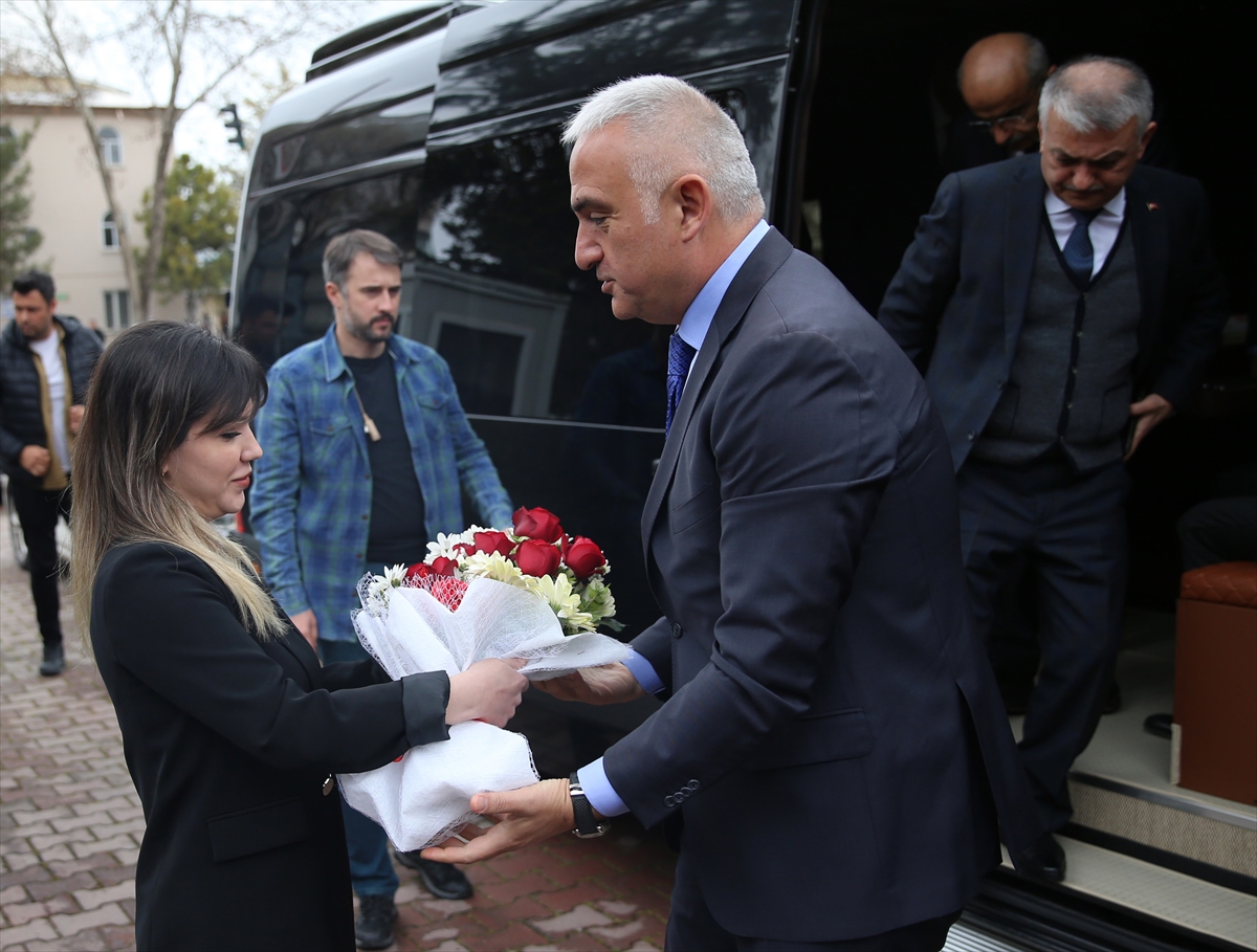 Kültür ve Turizm Bakanı Ersoy, Malatya Valiliğini ziyaret etti