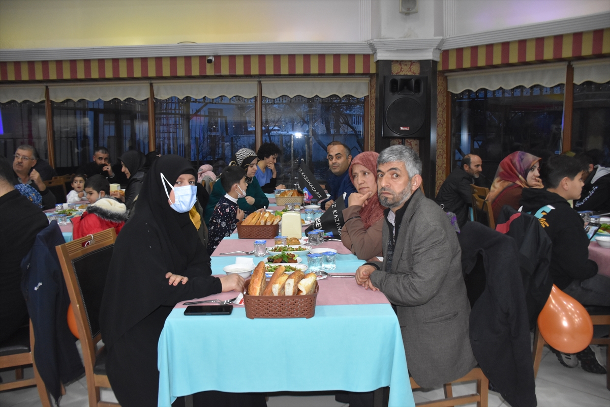 Van'da lösemili çocuklar ve aileleri için iftar programı düzenlendi