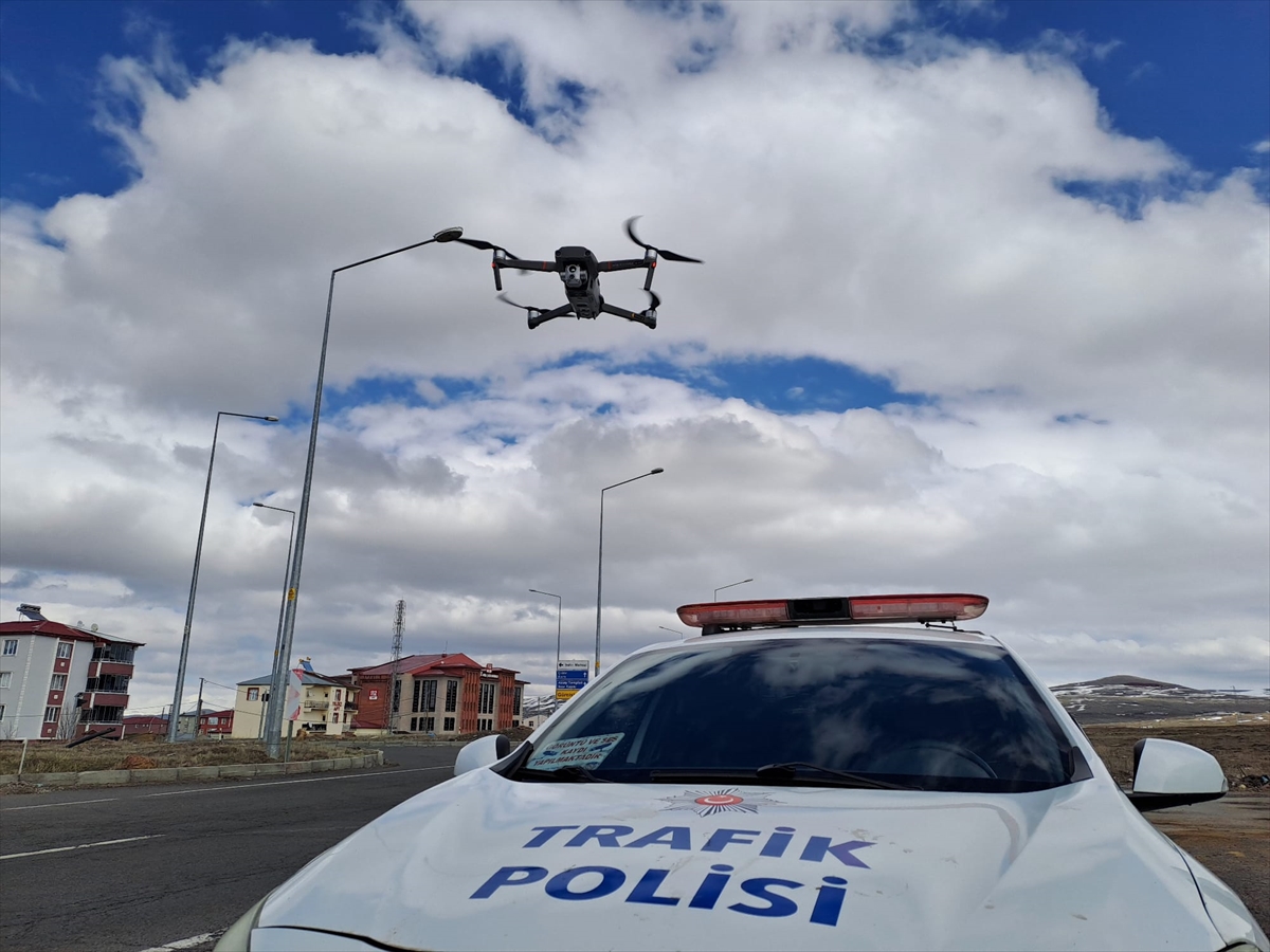 Ardahan’da bayram trafiği tedbirleri kapsamında dron destekli denetim yapıldı