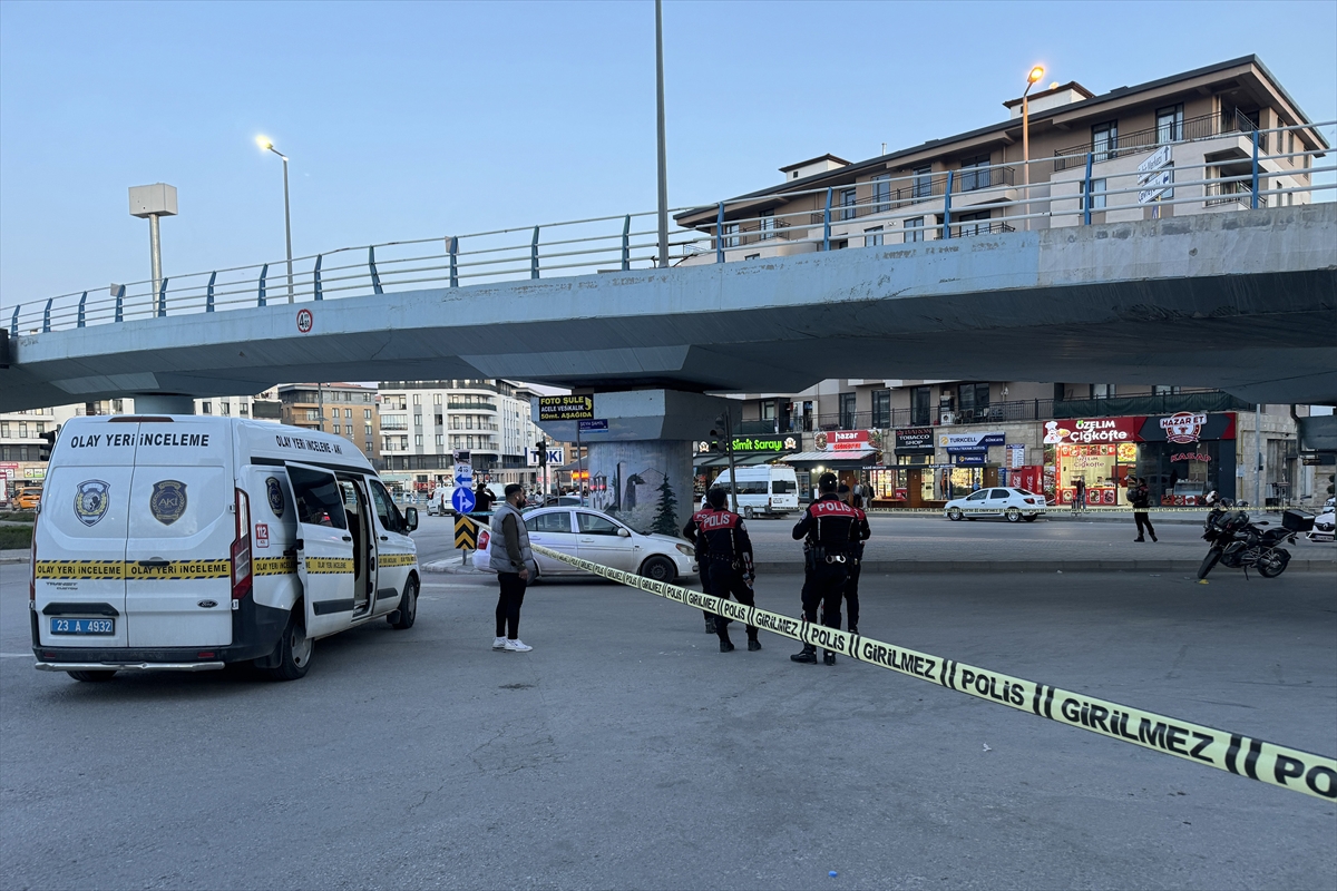 Elazığ'da silahlı ve bıçaklı kavgada 1 kişi öldü, 2 kişi yaralandı