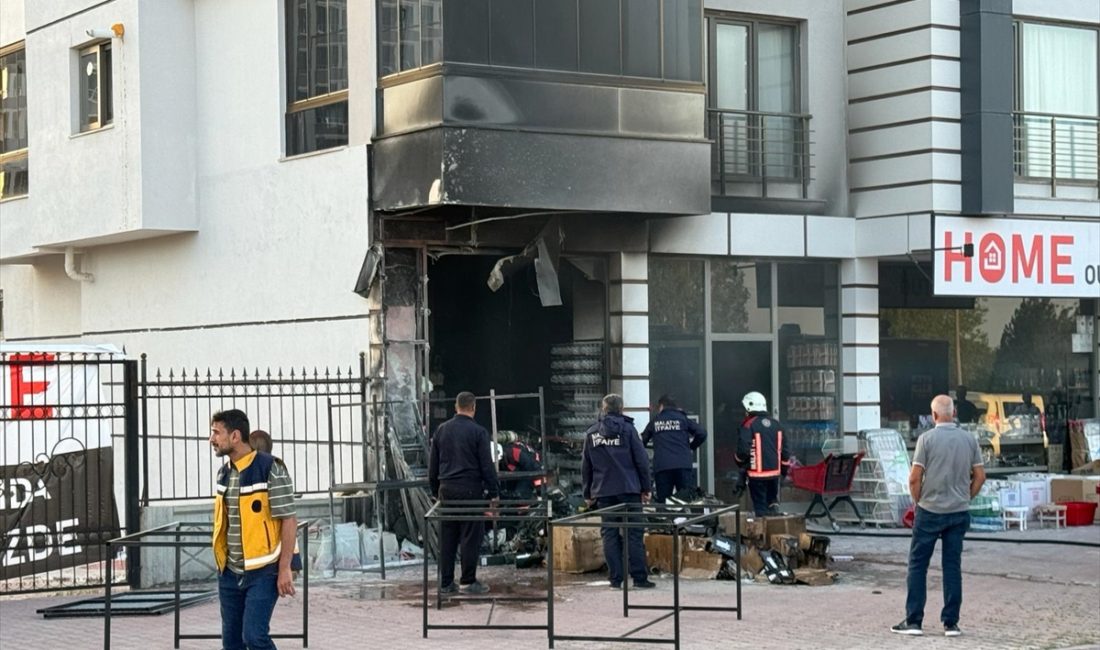 Malatya’da iş yerinde çıkan yangın hasara yol açtı