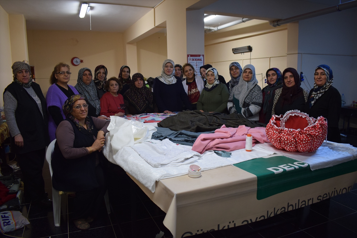 Malatya'da mefruşat kursuna giden kadınlar ev ekonomisine katkı sunuyor