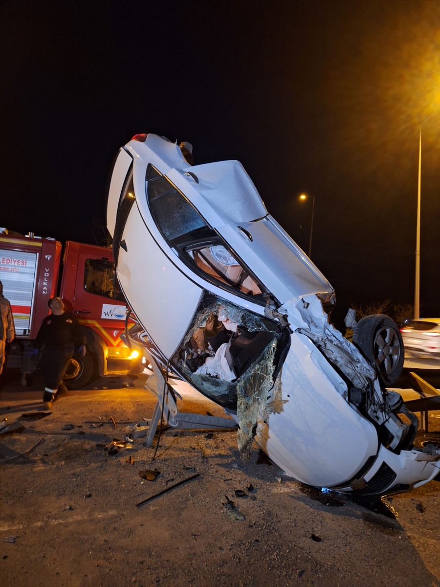 Van'da trafik kazasında 3 kişi yaralandı