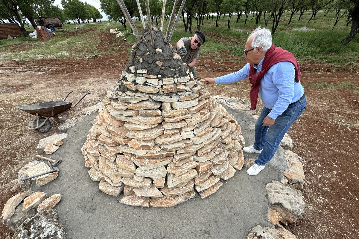 Elazığ'ın Nimri köyündeki gelenek Fransız sanatçının heykeli ile yaşatılacak