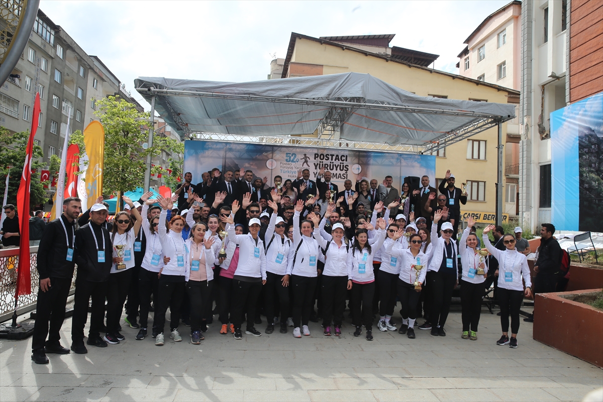 Hakkari'de düzenlenen “Postacı Yürüyüş Yarışması Türkiye Finali” sona erdi