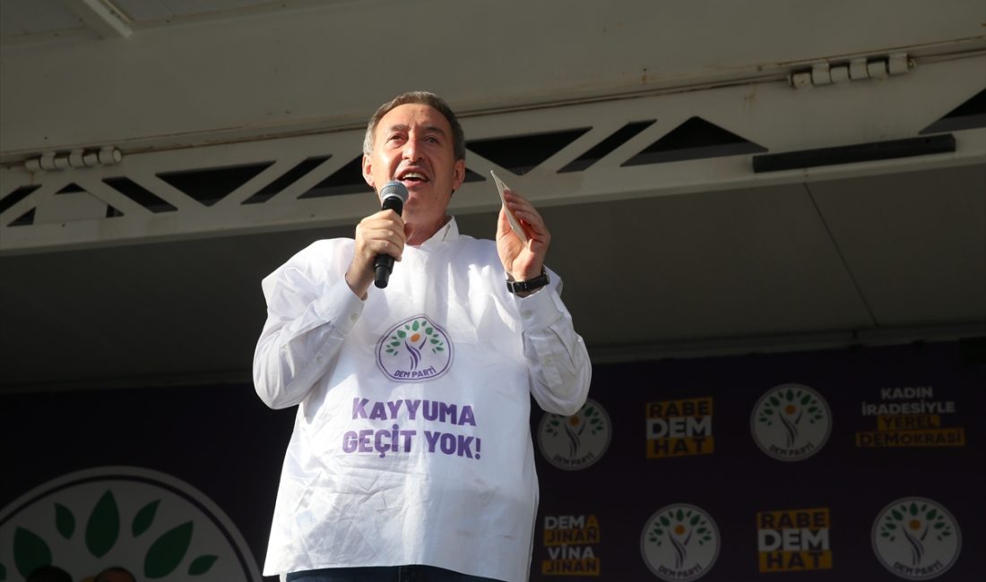 - Mehmet Sıddık Akış'ın