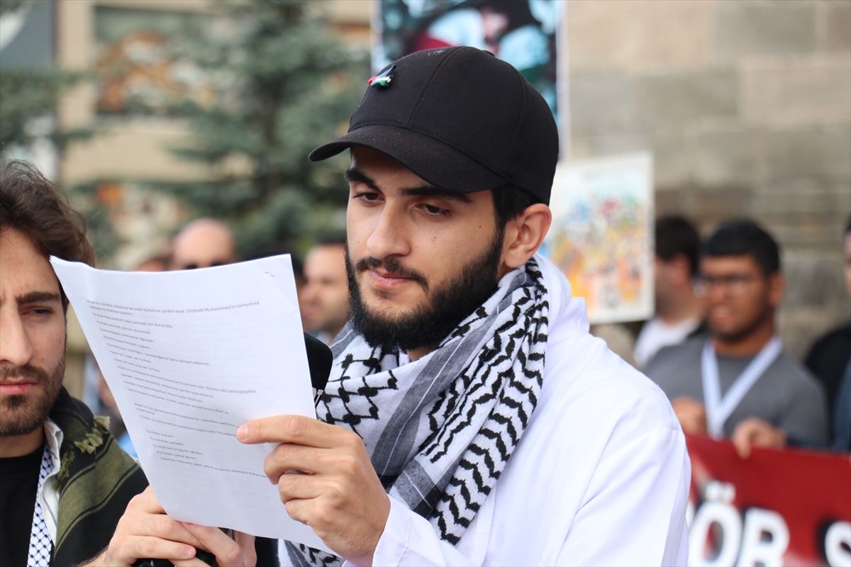 Erzurum ve Kars'ta Gazze'ye destek için “sessiz yürüyüş” yapıldı
