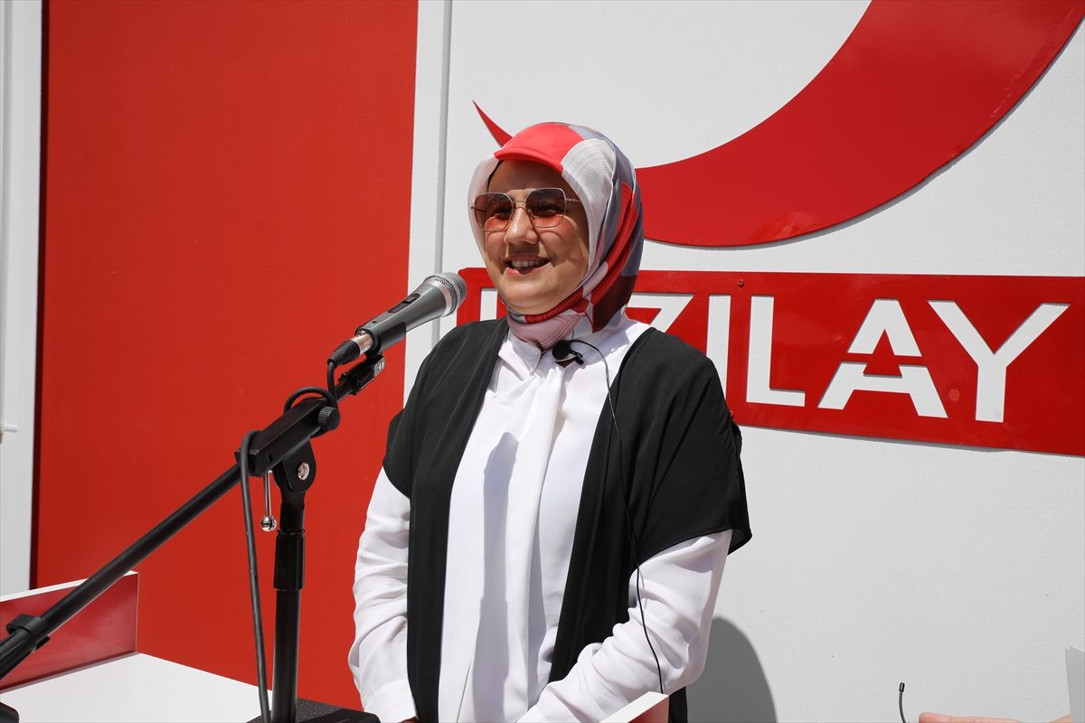 Van'da Türk Kızılay Sosyal Destek Merkezi açıldı