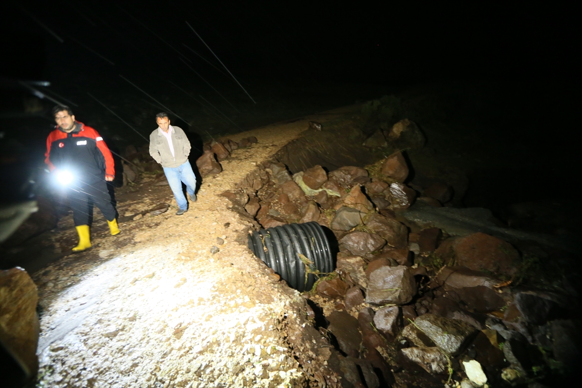 Kars'ta etkili olan sel 6 köyde hasara yol açtı