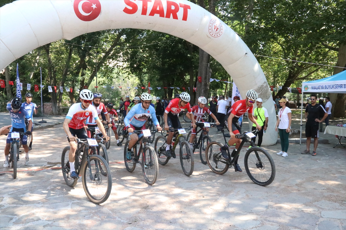 Malatya'da 1. Ulusal Dağ Bisikleti Yarışları yapıldı