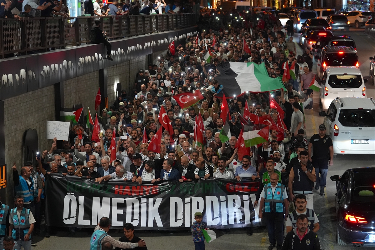 Erzurum, Ardahan ve Kars'ta Heniyye suikastı protesto edildi